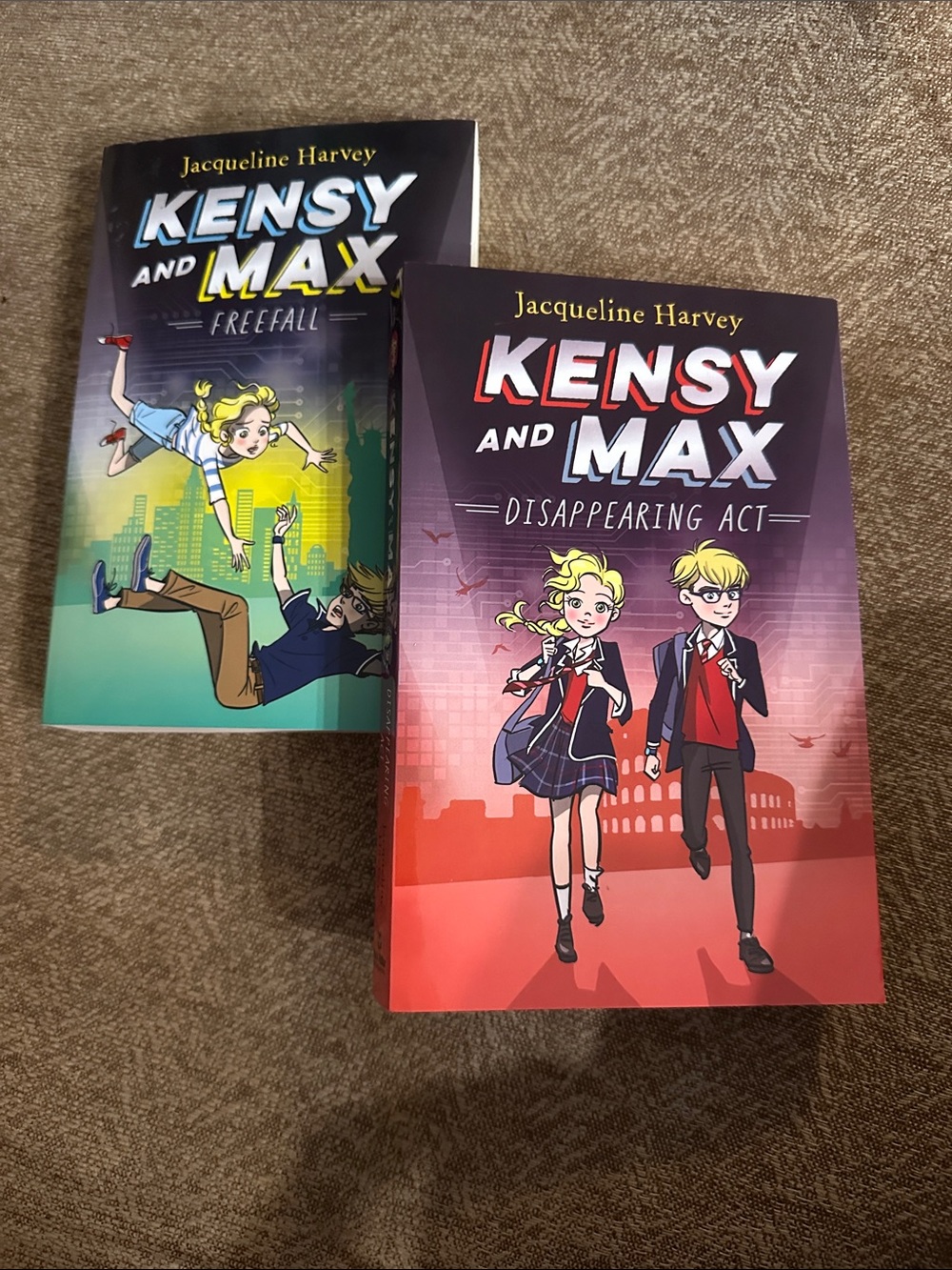 Kensy & Max Books 2 & 5 Bundle Disappearing Act Freefall Jacqueline Harvey NEW
